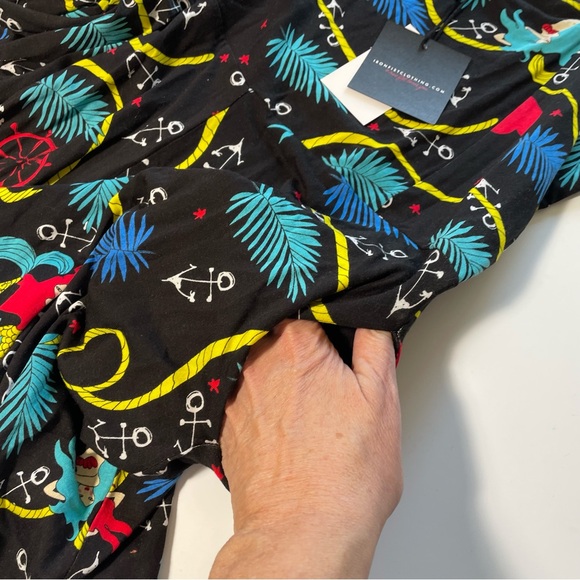 Iron Fist black calico jack mermaids leaves anchors jersey romper Womens 2XL - Picture 4 of 13